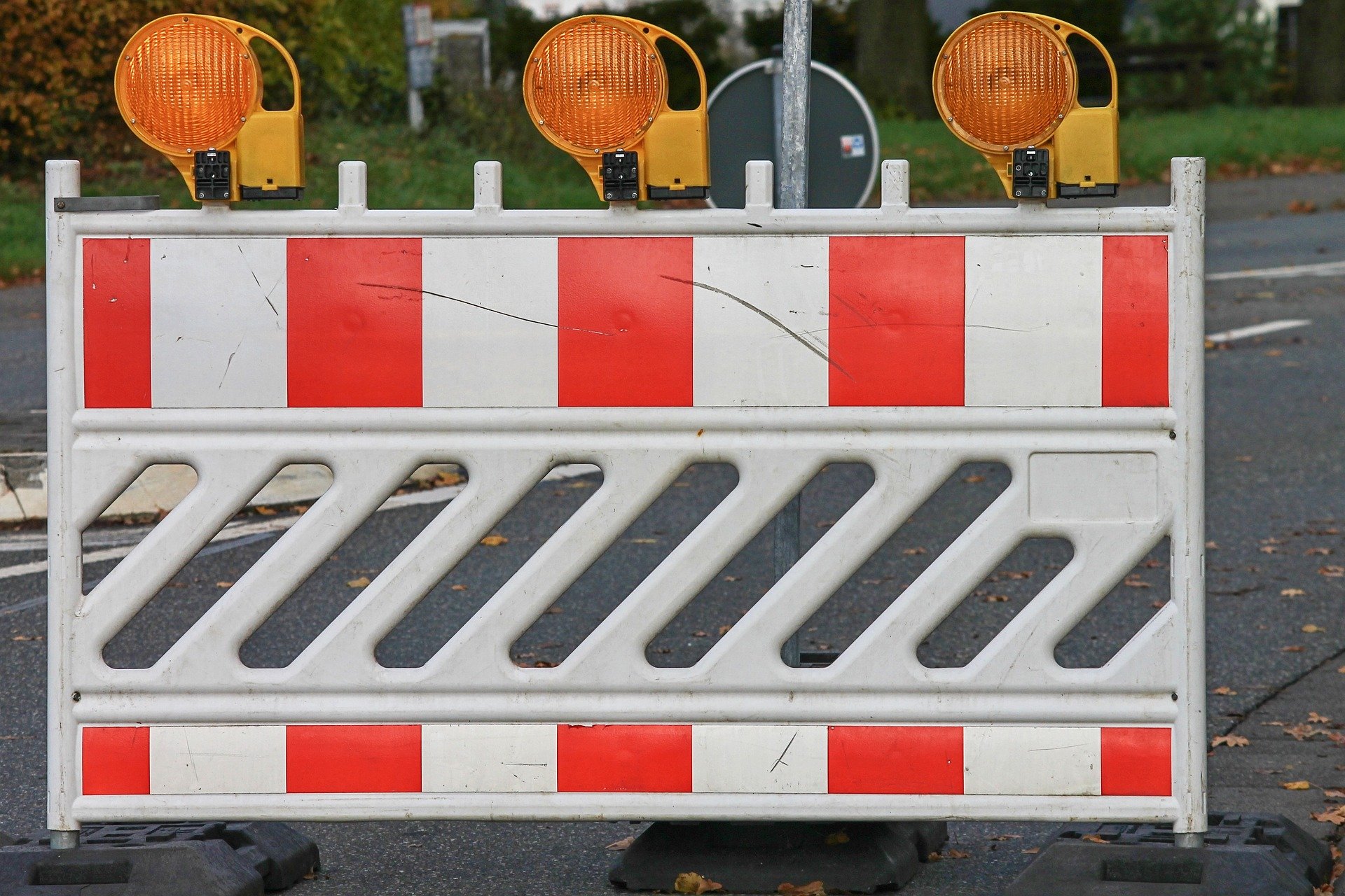 Diese Straße ist vorübergehend wg. Bauarbeiten gesperrt.