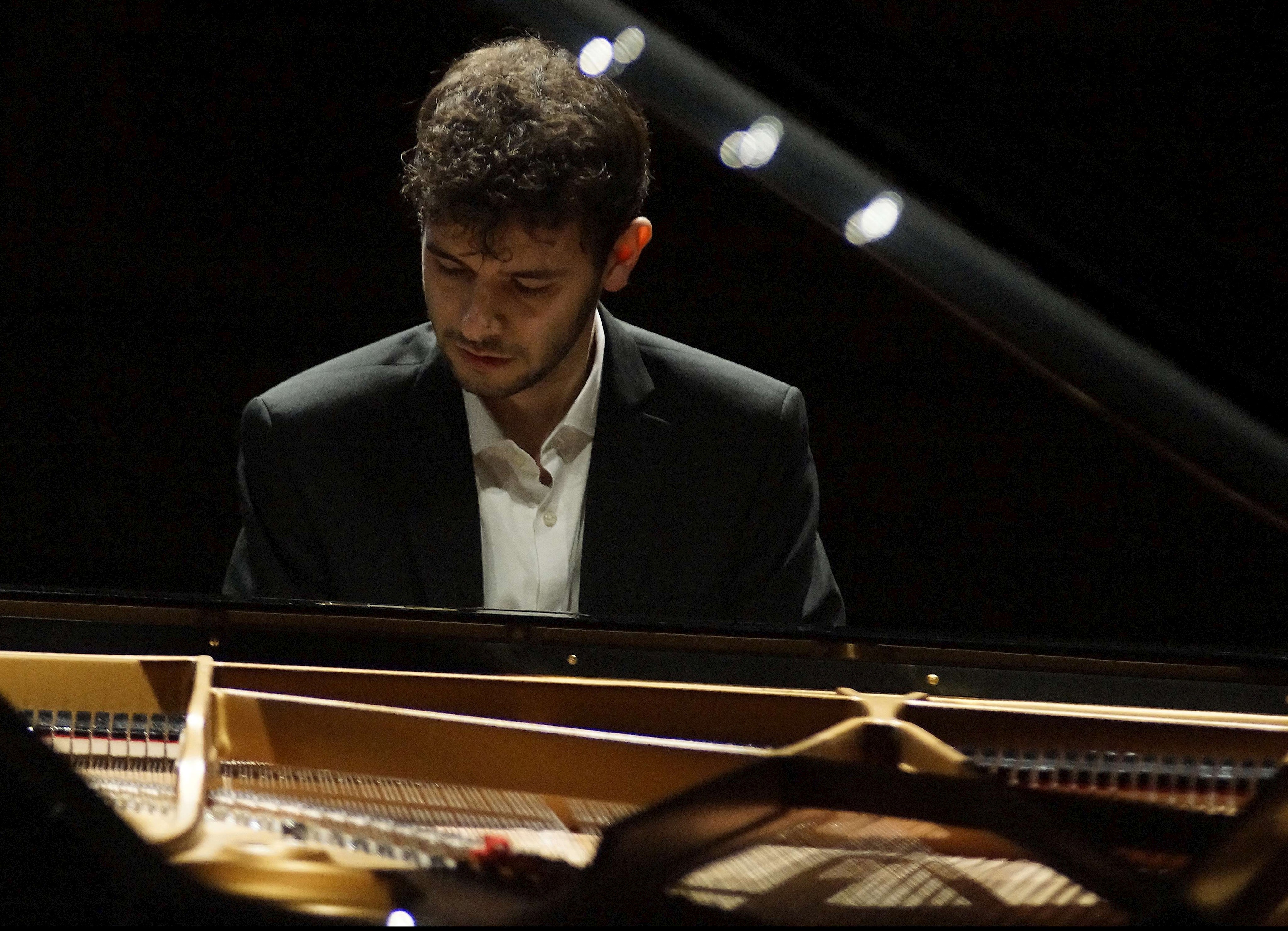 Leider haben wir keinen Alternativtext zu diesem Bild, aber wir arbeiten daran.